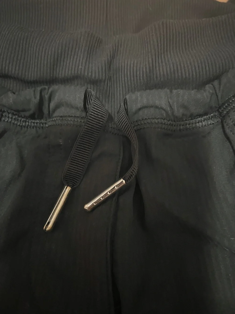 Lululemon Dance Studio Pants Cropped Size 6 (black) 25” inseam